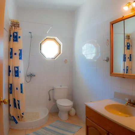 Valsamis Apartahotel Poros (Kefalonia)