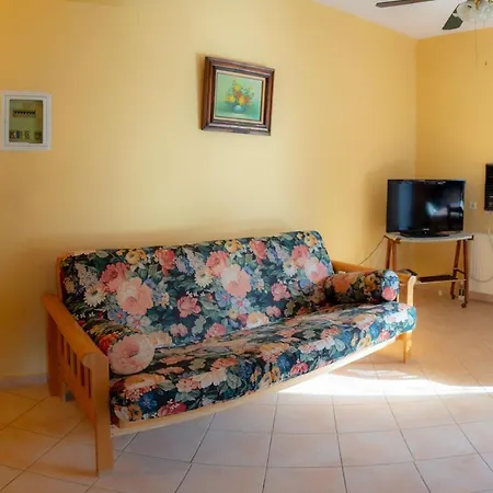 Apartahotel Valsamis